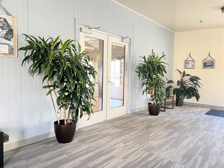 More Photos Of 1163-1167 Gorgas Ave, San Francisco Unknown For Lease