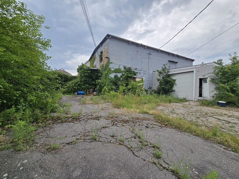 Primary Photo Of 380-382 4th St, Fall River Warehouse For Sale