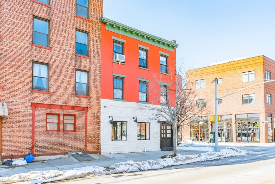 More Photos Of 47 Franklin St, Brooklyn Apartments For Sale