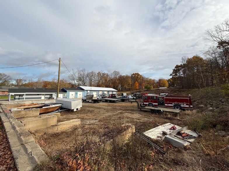 More Photos Of 1633 S Hanover, Hastings Auto Repair For Sale