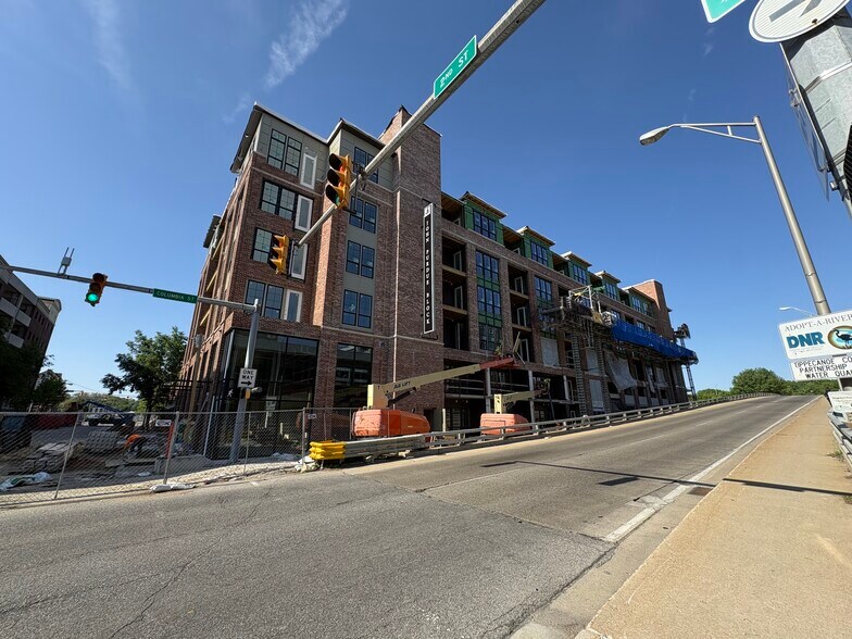 More Photos Of 48 N 2nd St, Lafayette Apartments For Lease
