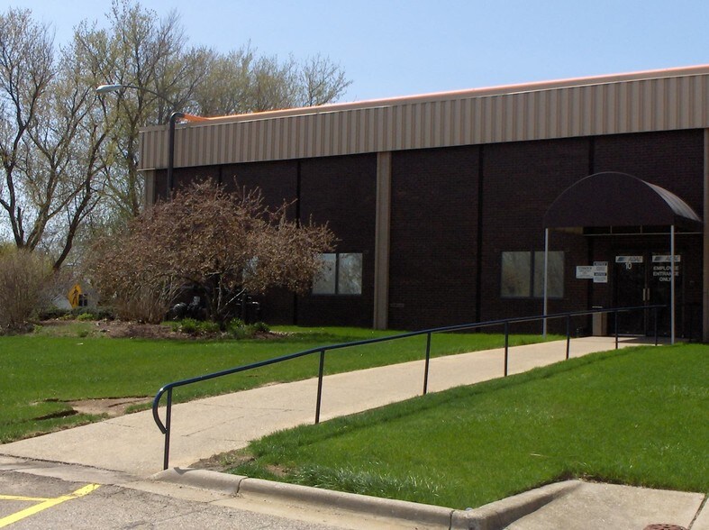 More Photos Of 2929 32nd St SE, Kentwood Manufacturing For Lease