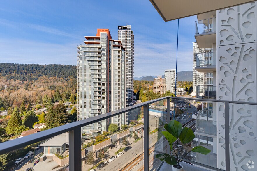 More Photos Of 515 Cottonwood Av, Coquitlam Apartments For Lease