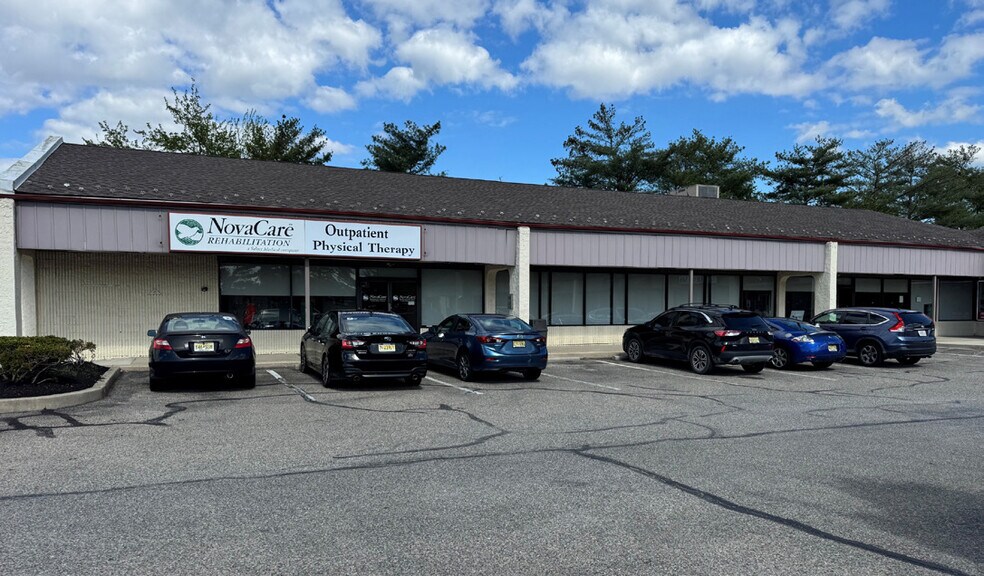 More Photos Of 2902 Route 130, Delran Storefront For Lease