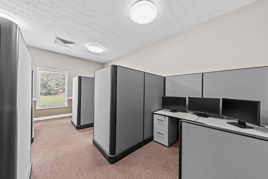 More Photos Of 4440 Tuck Rd, Loganville Research And Development For Sale