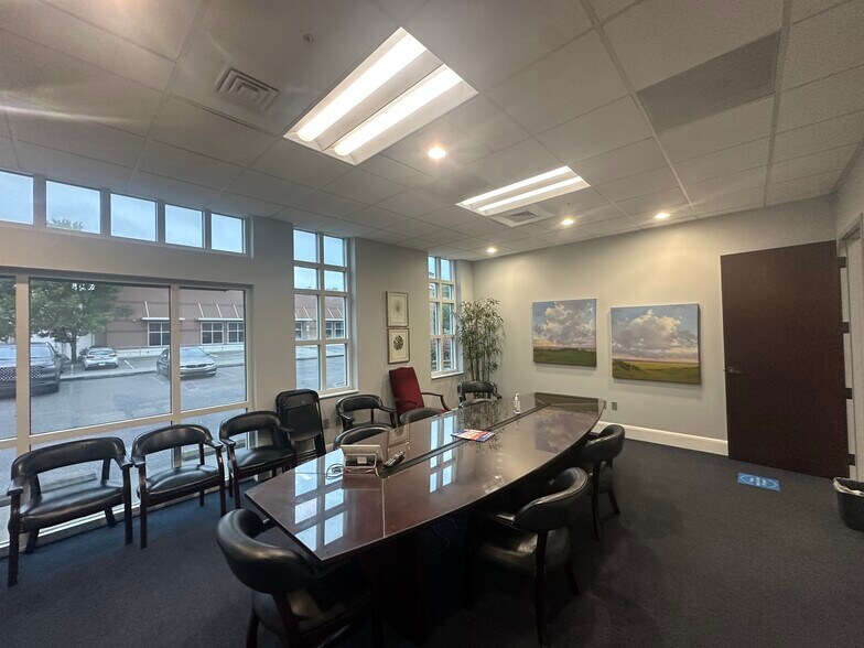 More Photos Of 7011 Rivers Ave, Charleston Office For Sale