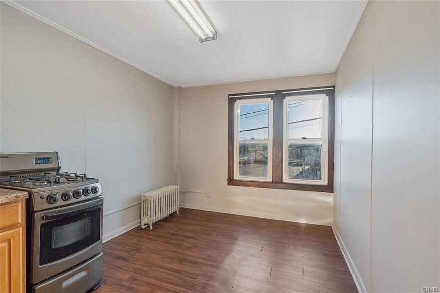 More Photos Of 5-7 N 2nd St, Fulton Storefront Retail Office For Sale