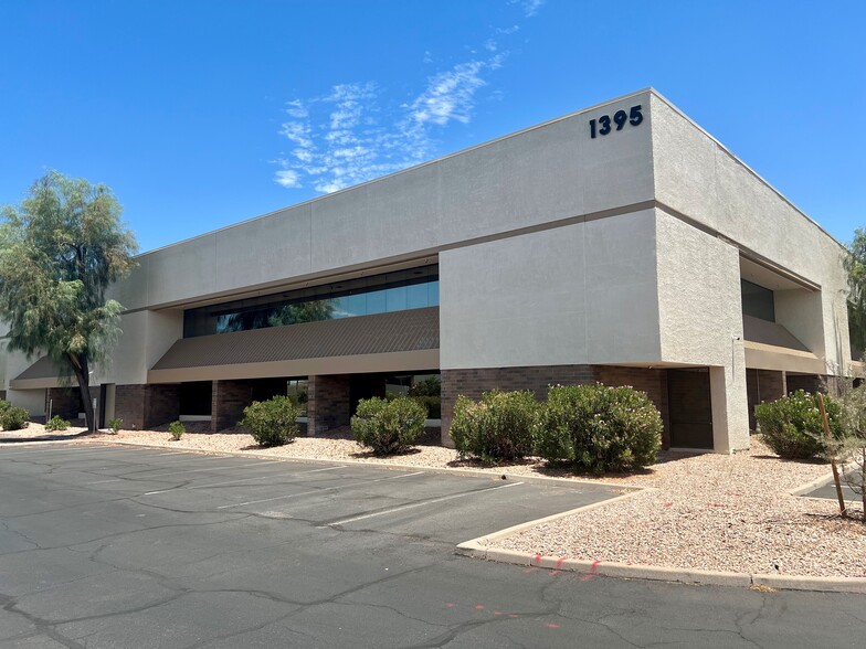 Primary Photo Of 1395 N Hayden Rd, Scottsdale Research And Development For Lease