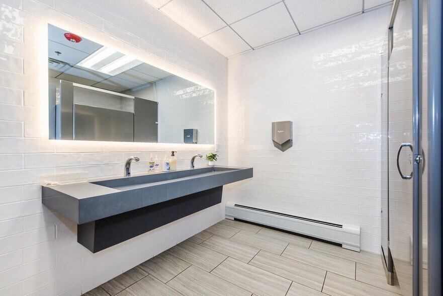 More Photos Of 85 Orient Way, Rutherford Loft Creative Space For Lease