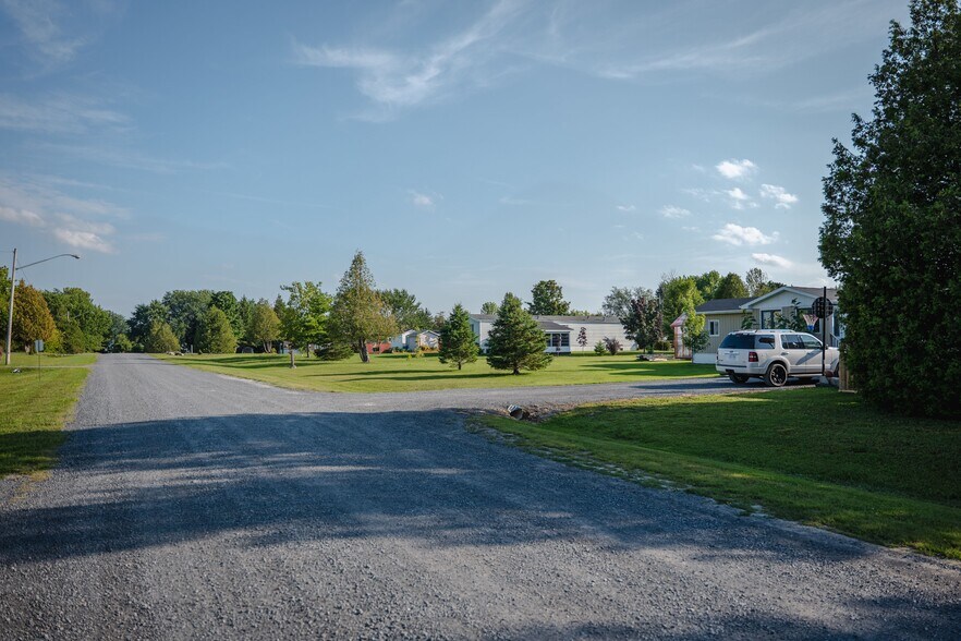 More Photos Of 3842 Gary St, Alexandria Trailer Camper Park For Sale