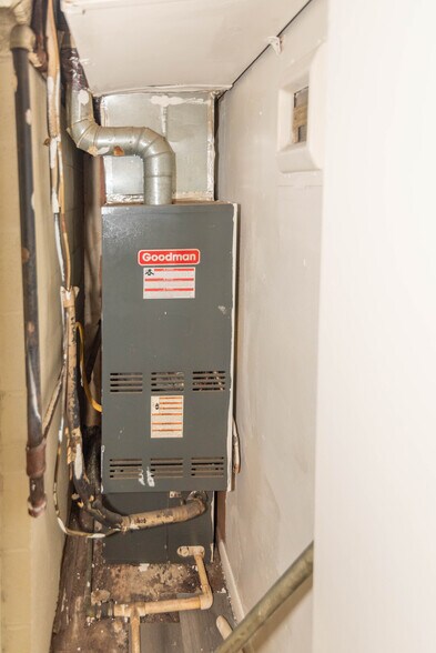 More Photos Of 2924 W Cold Spring Ln, Baltimore Apartments For Sale