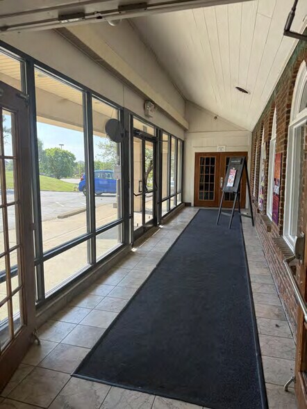 More Photos Of 7567 Mall Rd, Florence Freestanding For Sale