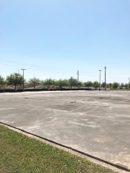 More Photos Of 00 E Sam Houston Pky S, Pasadena Land For Sale