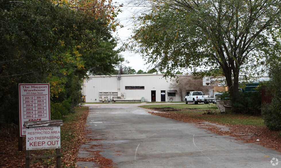 Primary Photo Of 205 Edgar St, Atlantic Beach Warehouse For Lease