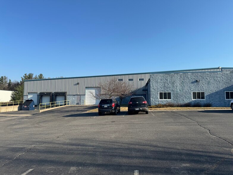 Primary Photo Of 498 Maratech Ave, Marathon Distribution For Lease