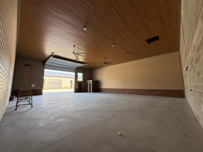 More Photos Of 144 McCrary Rd, Mooresville Industrial For Sale