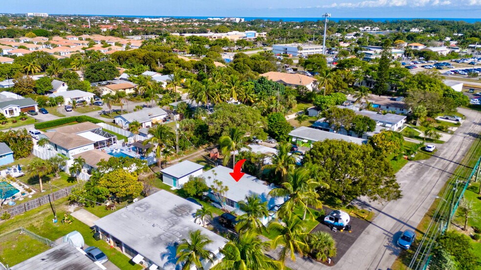 More Photos Of 323 De Carie St, Delray Beach Apartments For Sale