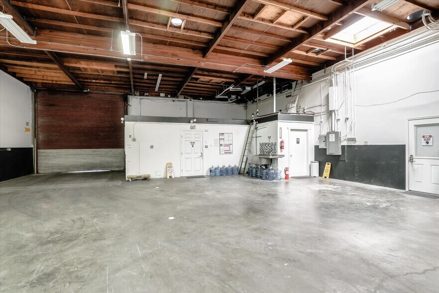 More Photos Of 1165-1169 N 5th St, San Jose Service For Sale