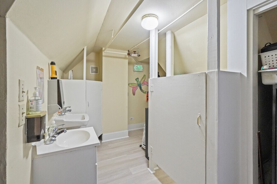 More Photos Of 1030 4th St, Rosenberg Daycare Center For Sale