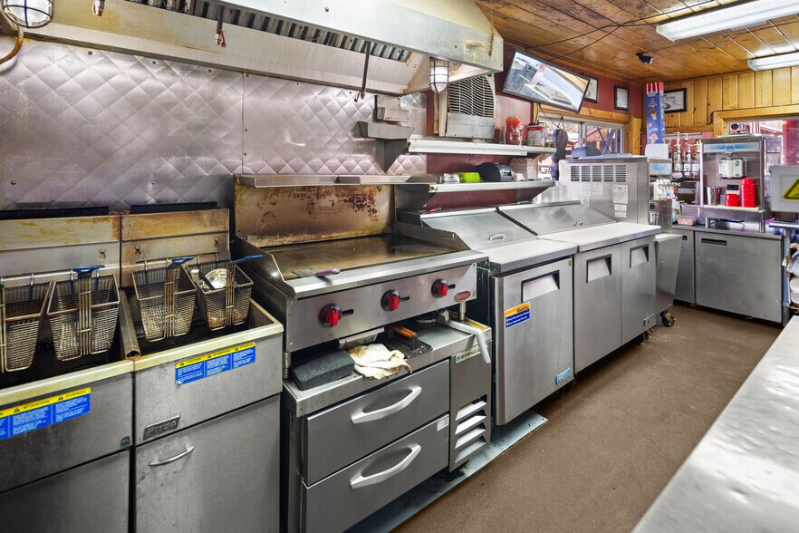 More Photos Of 417 Main - NM 38 hwy, Red River Restaurant For Sale