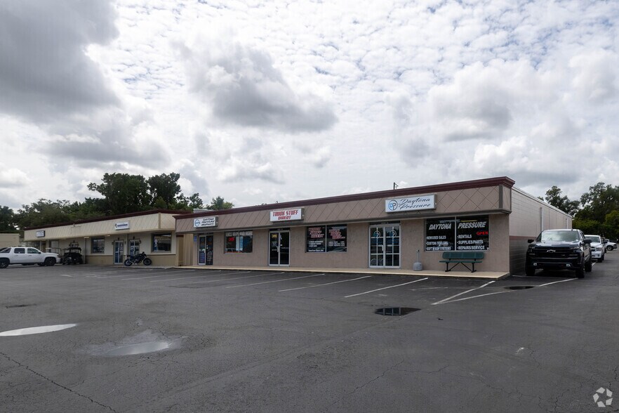 More Photos Of 2800 S Nova Rd, Daytona Beach Unknown For Lease