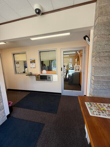 More Photos Of 111 N Front St, Fairchild Bank For Sale