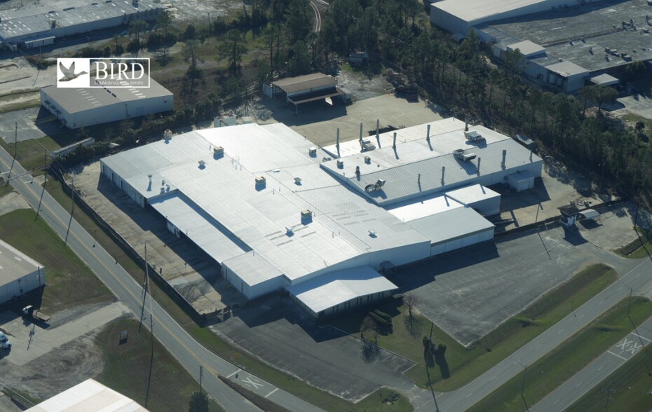 Primary Photo Of 601 Gil Harbin Industrial Blvd, Valdosta Manufacturing For Sale