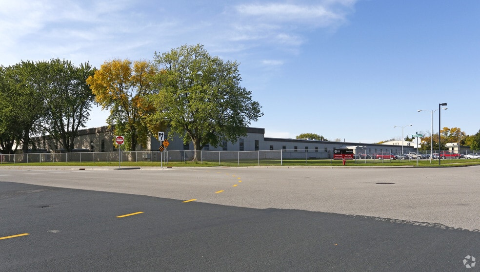 More Photos Of 5505 123rd St W, Savage Manufacturing For Lease