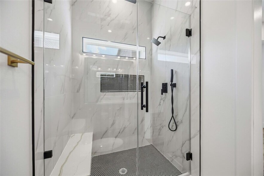 More Photos Of 4029 Cork Dr, Houston Apartments For Sale