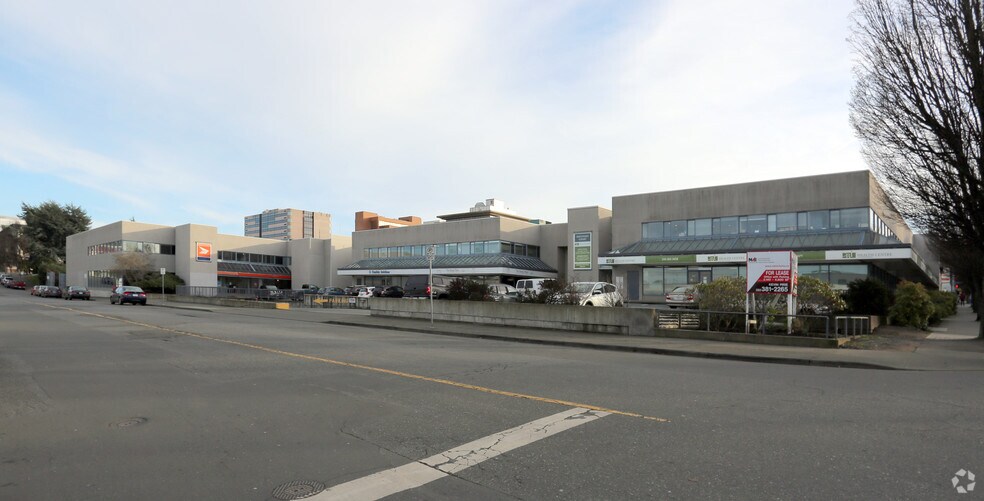 More Photos Of 601-621 Discovery St, Victoria Medical For Lease