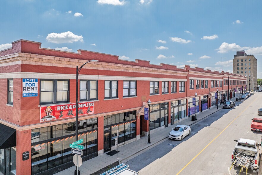 More Photos Of 431 S Jefferson Ave, Springfield Apartments For Lease