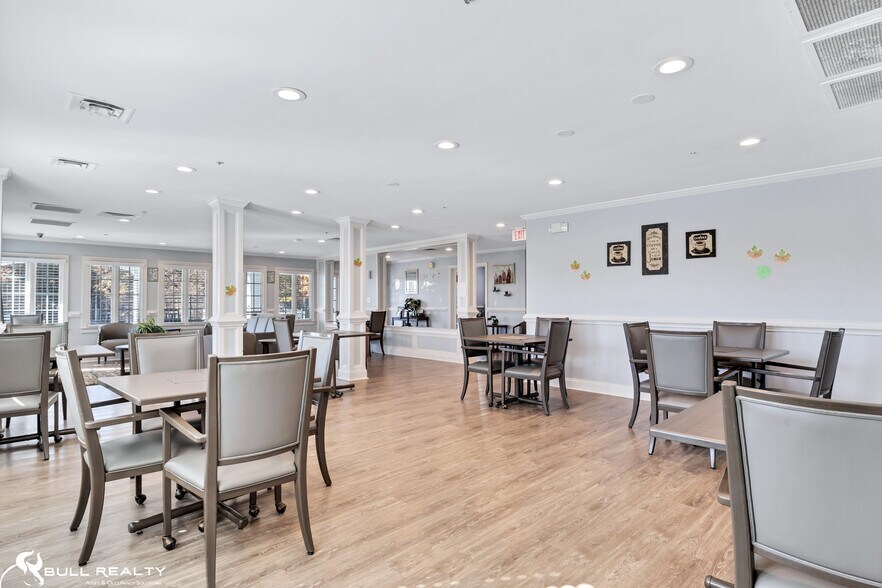 More Photos Of 519 Lawrenceville St, Norcross Assisted Living For Sale