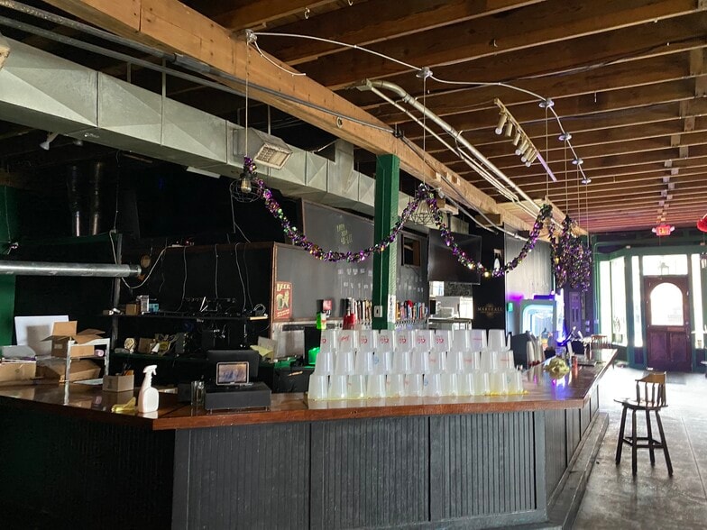 More Photos Of 311 S Patton Ave, Springfield Storefront For Sale