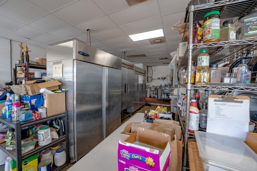 More Photos Of 8171 Kekaha Rd, Kekaha Storefront For Sale