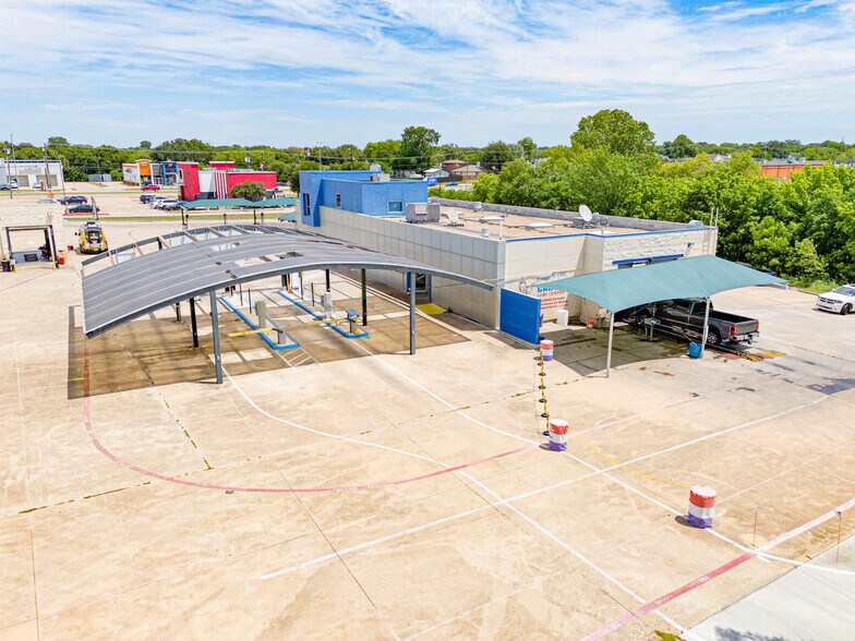 More Photos Of 4530 Western Center Blvd, Haltom City Carwash For Sale