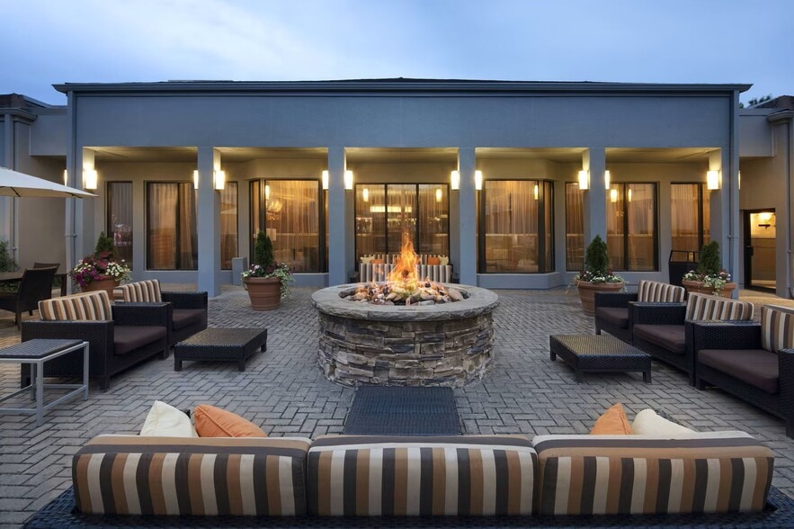 More Photos Of 2455 Delk Rd SE, Marietta Hotel For Sale