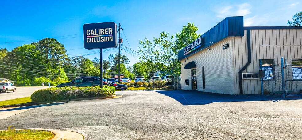 More Photos Of 2590 Lawrenceville Hwy, Lawrenceville Auto Repair For Sale