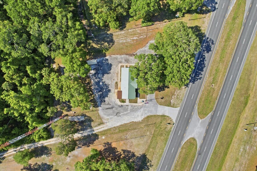 More Photos Of 18150 SE 72 Ave, Inglis Office For Sale