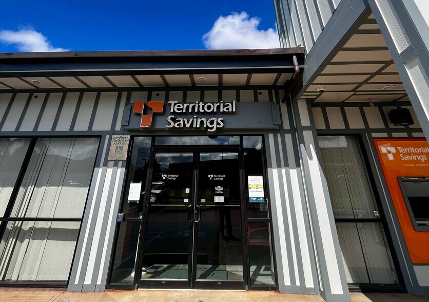 More Photos Of 94-1221 Ka Uka Blvd, Waipahu Storefront Retail Office For Lease