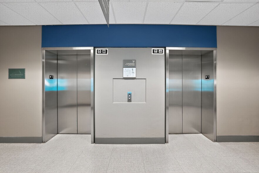 More Photos Of 11111 Research Blvd, Austin Medical For Lease