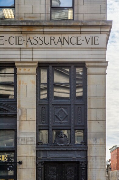 More Photos Of 150-152 Rue Notre-Dame E, Montréal Office For Lease