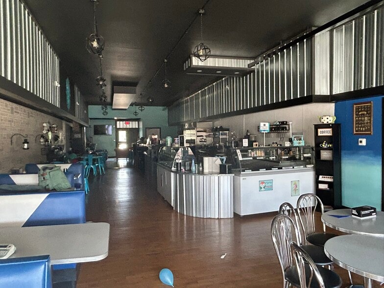 More Photos Of 7 E Muskegon St, Kent City Storefront Retail Residential For Sale
