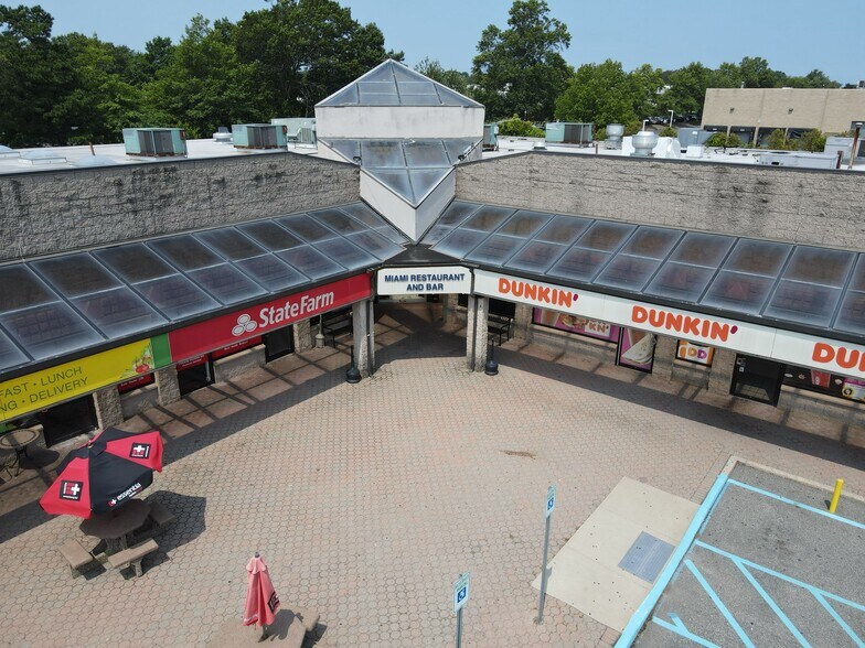 More Photos Of 160 Adams Ave, Hauppauge Unknown For Lease