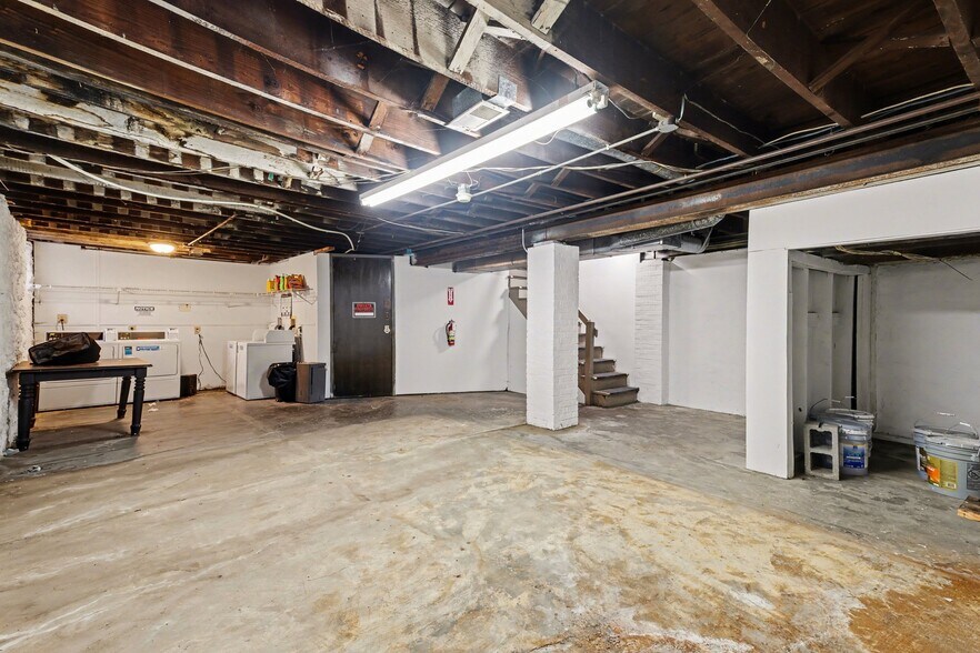 More Photos Of 3433-3435 Central St, Kansas City Apartments For Sale