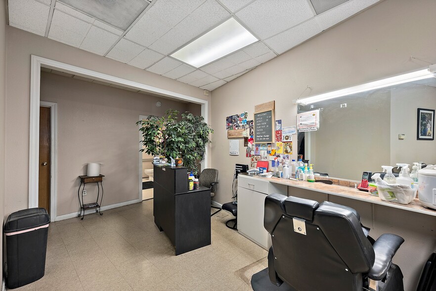 More Photos Of 10202 149th St E, Puyallup Office Residential For Sale