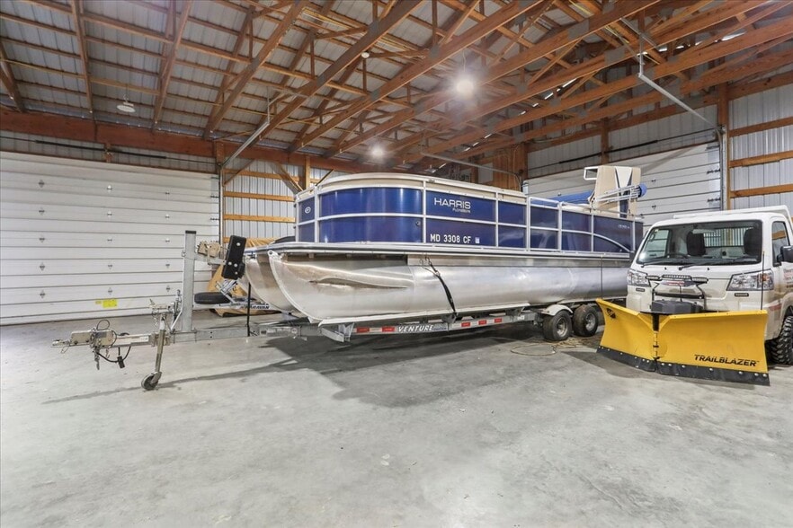 More Photos Of 87 W Lee St, Hagerstown Office For Sale