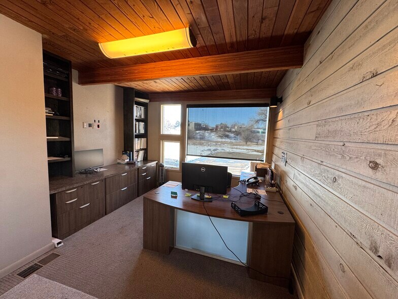 More Photos Of 1570 W 1st St, Loveland Loft Creative Space For Sale