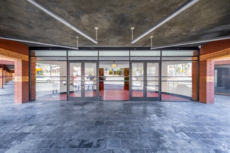 More Photos Of 115 N 1st St, Burbank Medical For Lease