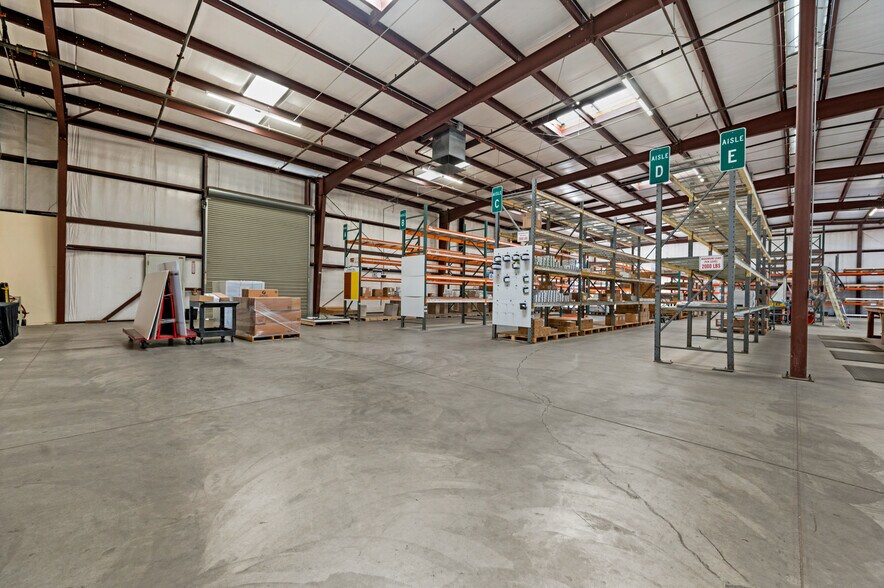 More Photos Of 4634 Weathermaker Ave, Fresno Warehouse For Sale