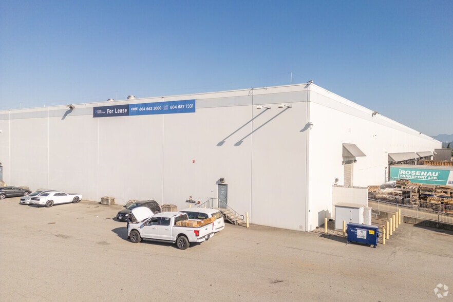 More Photos Of 18111 Blundell Rd, Richmond Distribution For Lease